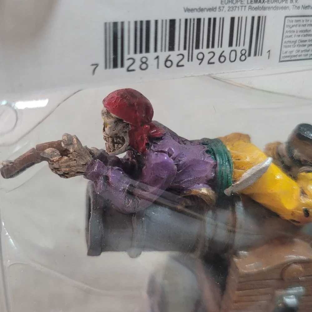 Lemax Spooky Town Fire When Ready Skeleton Pirate Cannon Figurine 92608 READ!